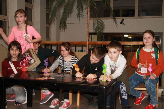 Večer výskumníkov alebo Keď v piatok večer otvárame naše laboratória...