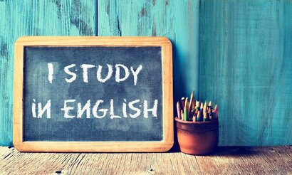 Bilingválne štúdium schválené